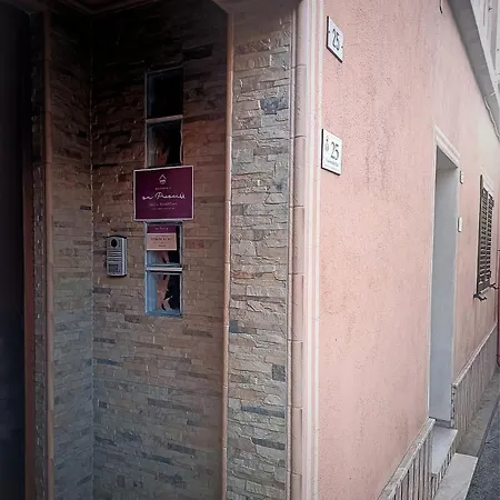 Bed & Breakfast Su Presciu 3*